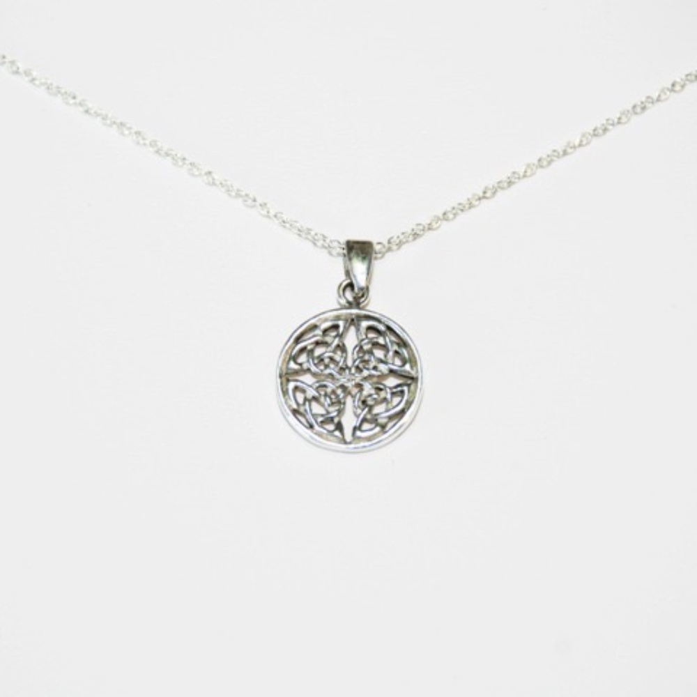 925 Sterling Silver Celtic Knot Pendant Chain Necklace